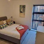 City Haven 2Br Flat In Birmingham Perfect For Family